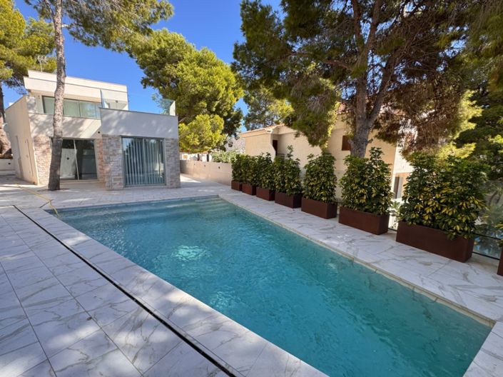 Image No.36-4 Bed Villa for sale