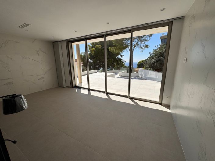 Image No.52-4 Bed Villa for sale