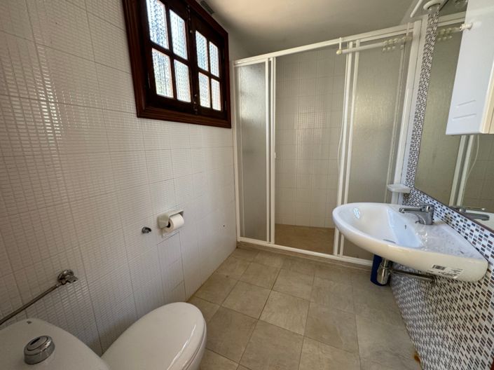 Image No.12-5 Bed Villa for sale