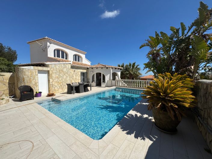 Image No.1-3 Bed Villa for sale