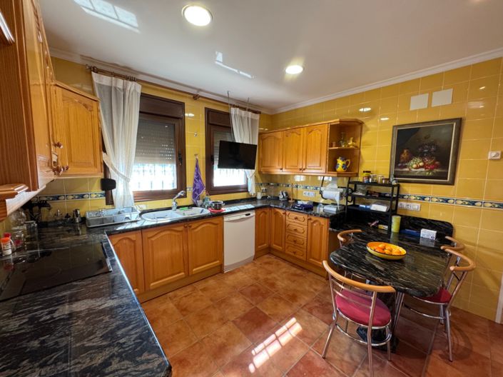 Image No.47-4 Bed Finca for sale