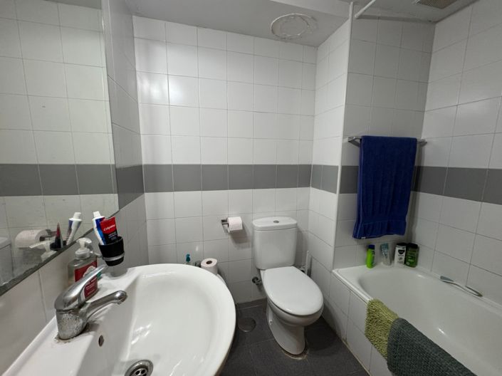 Image No.19-2 Bed Apartment for sale