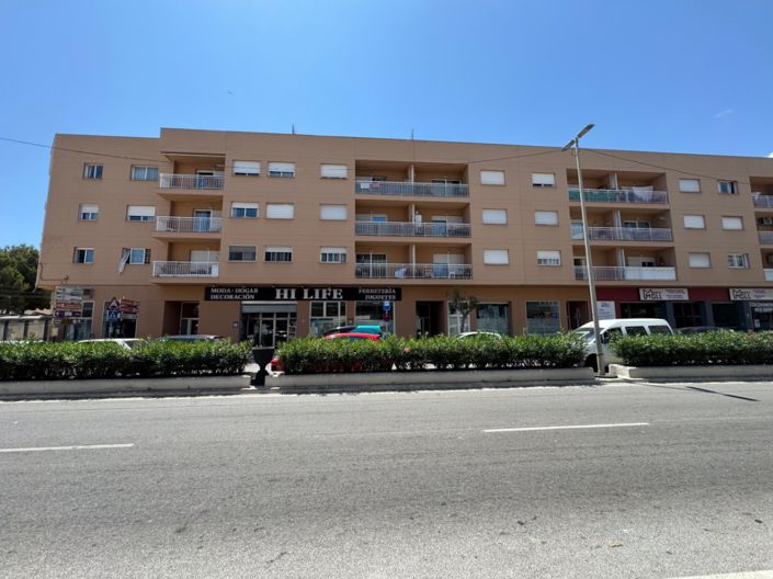 Image No.20-2 Bed Apartment for sale