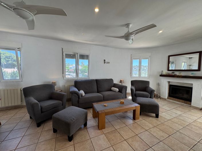 Image No.12-4 Bed Villa for sale