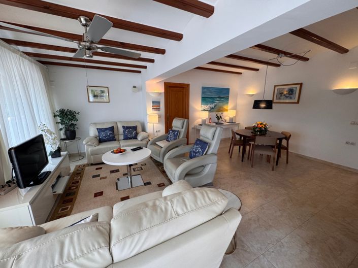 Image No.12-3 Bed Villa for sale