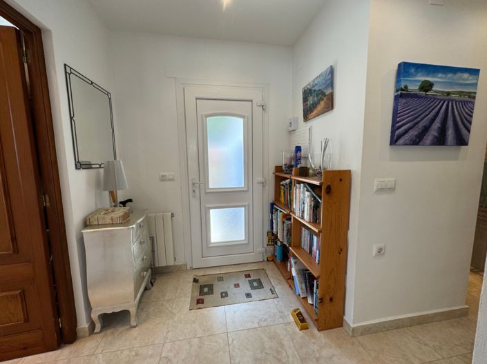 Image No.3-3 Bed Villa for sale