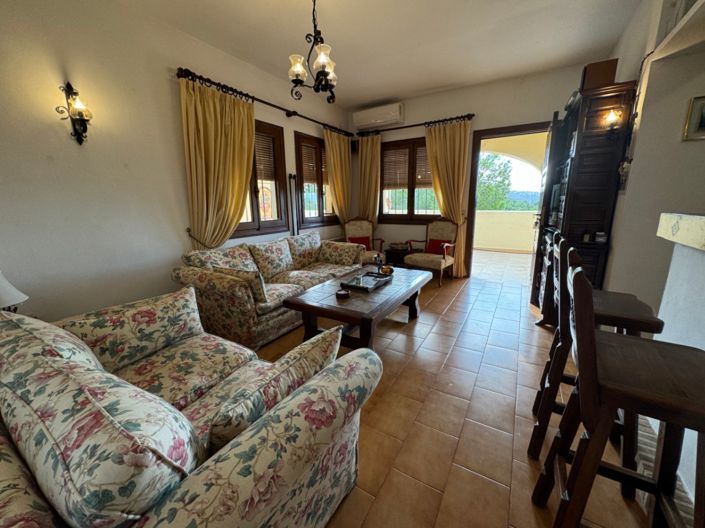 Image No.9-2 Bed Apartment for sale