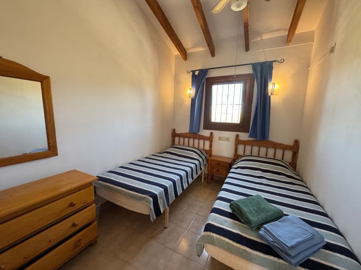 Image No.18-3 Bed Bungalow for sale