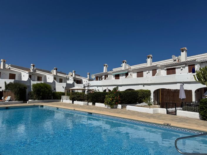 Image No.2-3 Bed Bungalow for sale