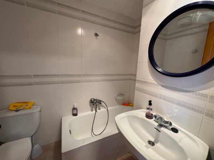 Image No.20-3 Bed Bungalow for sale