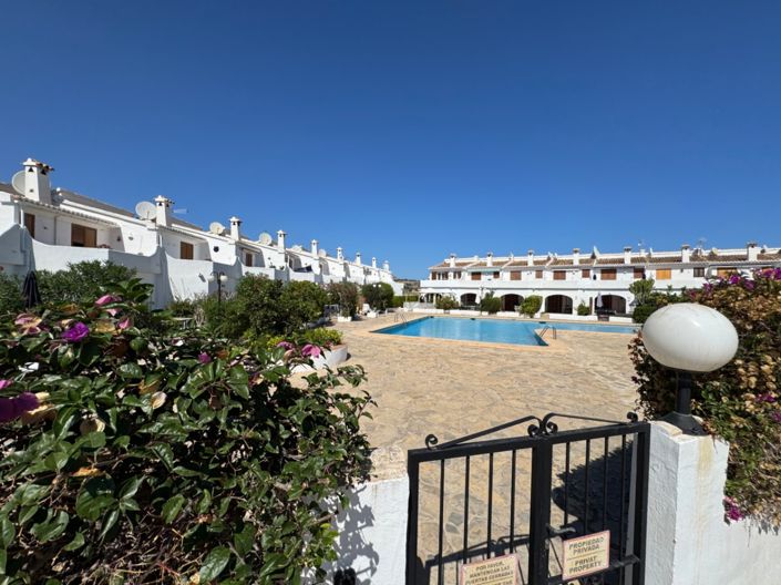 Image No.34-3 Bed Bungalow for sale