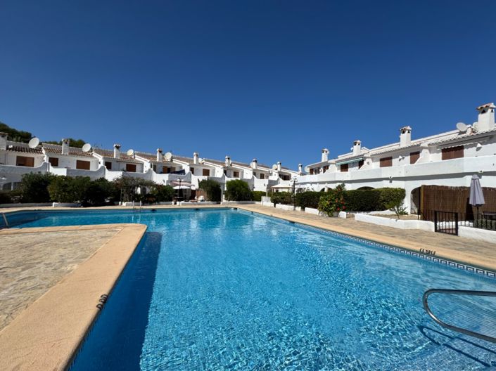 Image No.35-3 Bed Bungalow for sale