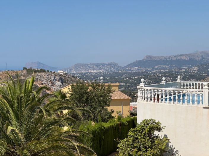 Image No.18-3 Bed Villa for sale