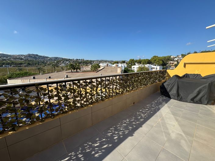 Image No.38-2 Bed Apartment for sale