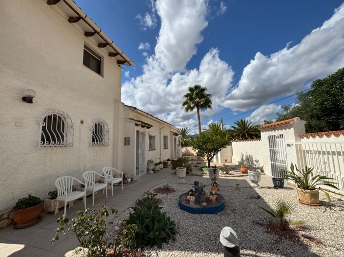 Image No.11-5 Bed Villa for sale