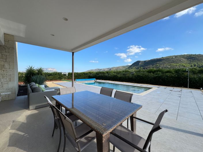 Image No.11-3 Bed Villa for sale