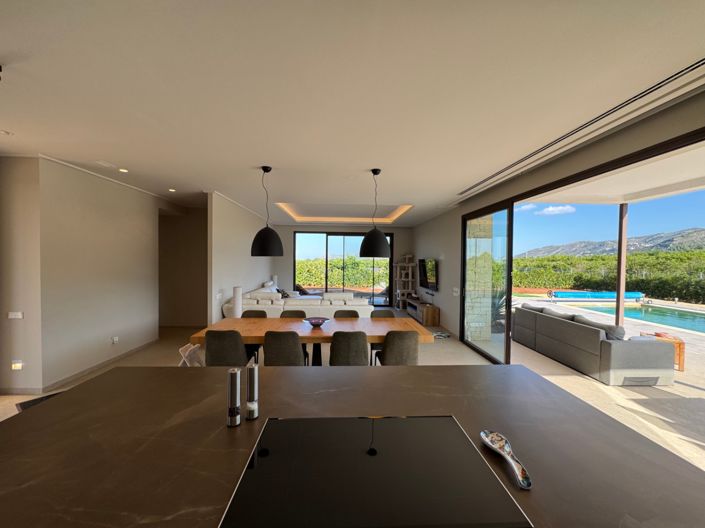 Image No.17-3 Bed Villa for sale