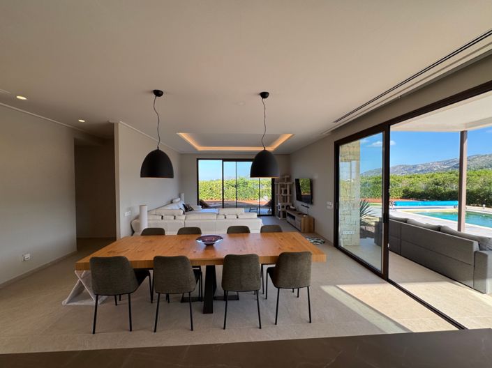 Image No.19-3 Bed Villa for sale