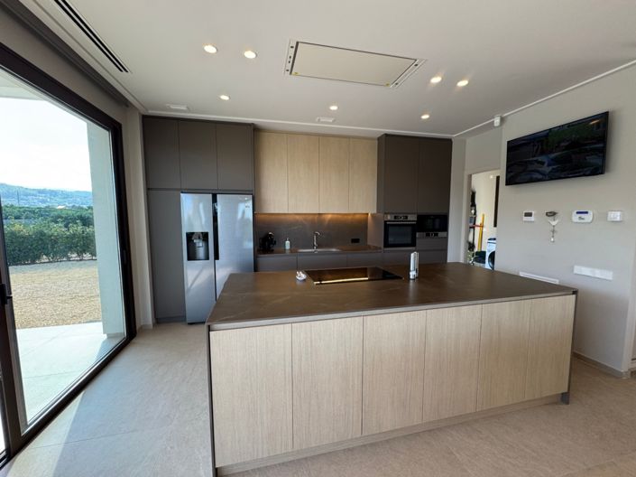 Image No.24-3 Bed Villa for sale