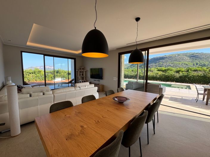 Image No.26-3 Bed Villa for sale