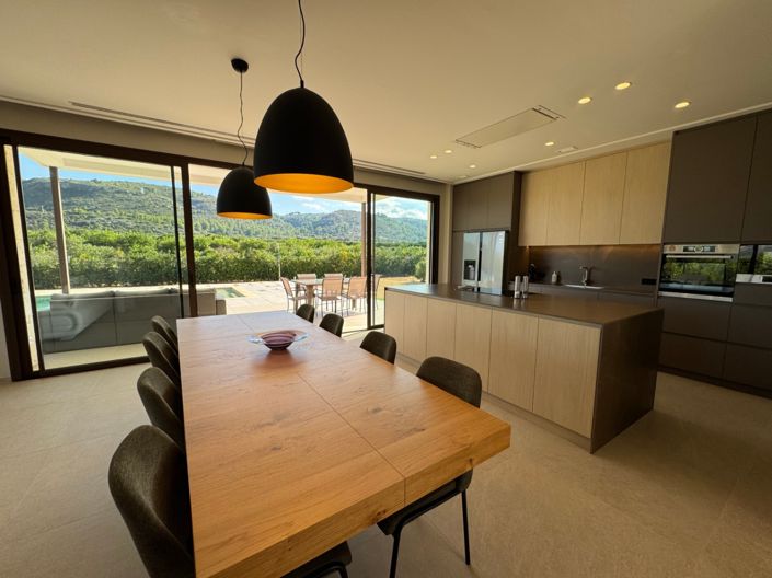 Image No.28-3 Bed Villa for sale