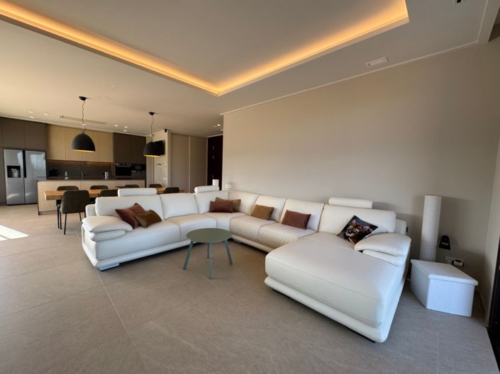 Image No.33-3 Bed Villa for sale