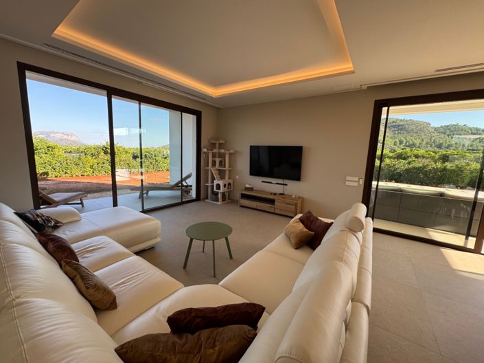 Image No.33-3 Bed Villa for sale