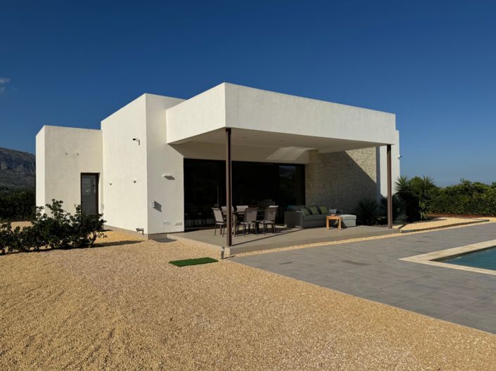 Image No.4-3 Bed Villa for sale