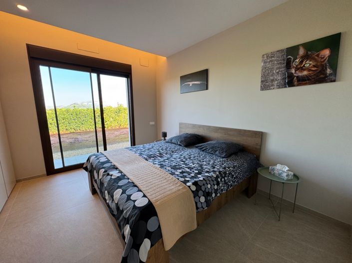 Image No.40-3 Bed Villa for sale