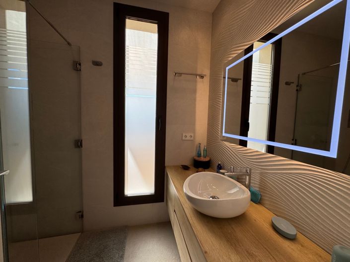 Image No.49-3 Bed Villa for sale