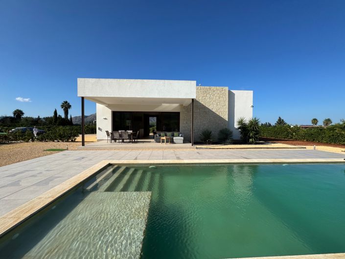 Image No.5-3 Bed Villa for sale