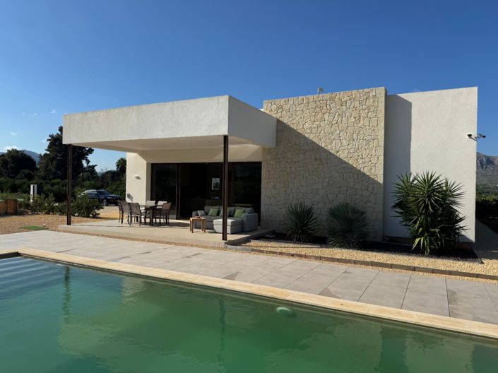 Image No.5-3 Bed Villa for sale