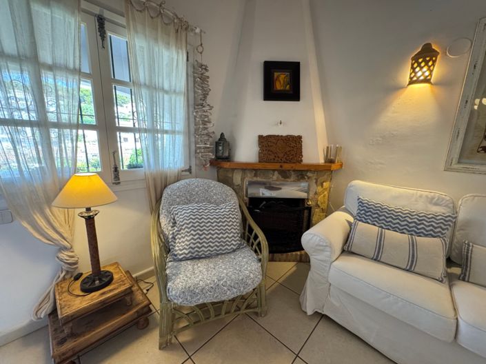 Image No.20-2 Bed Bungalow for sale