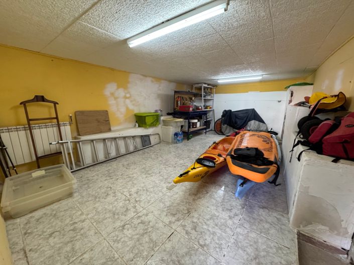 Image No.33-2 Bed Bungalow for sale