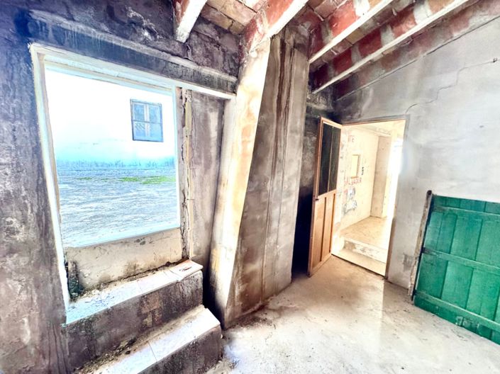 Image No.28-7 Bed Townhouse for sale