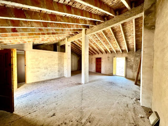 Image No.45-7 Bed Townhouse for sale