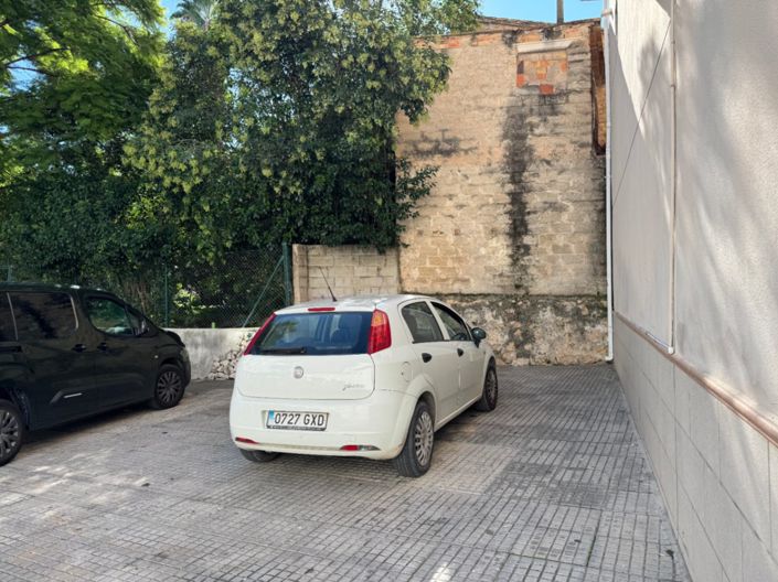 Image No.55-7 Bed Townhouse for sale