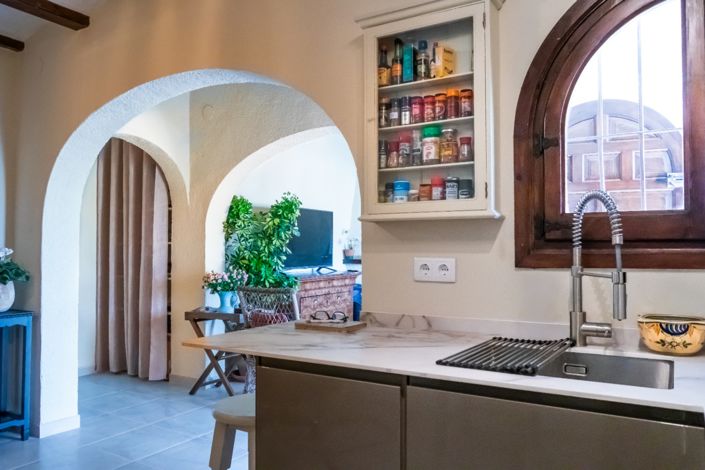 Image No.13-2 Bed Apartment for sale