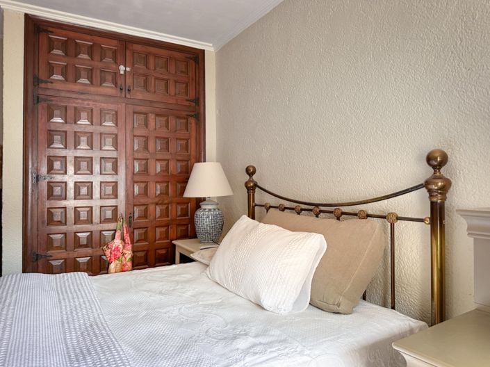 Image No.26-2 Bed Apartment for sale