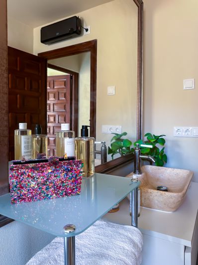 Image No.37-2 Bed Apartment for sale