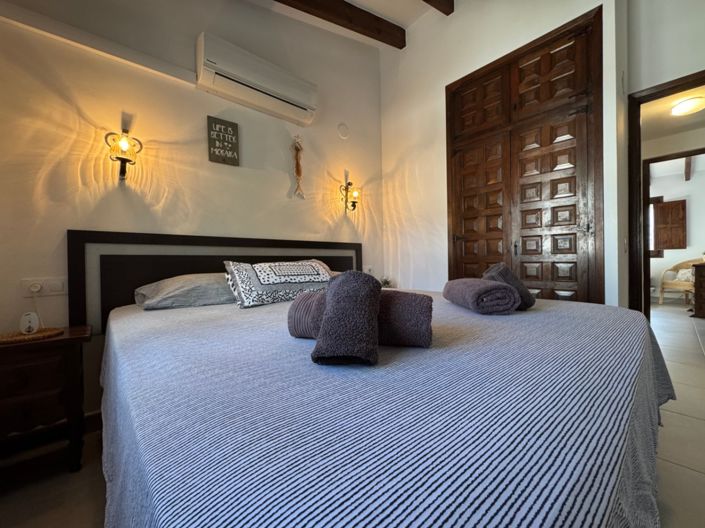 Image No.23-2 Bed Bungalow for sale