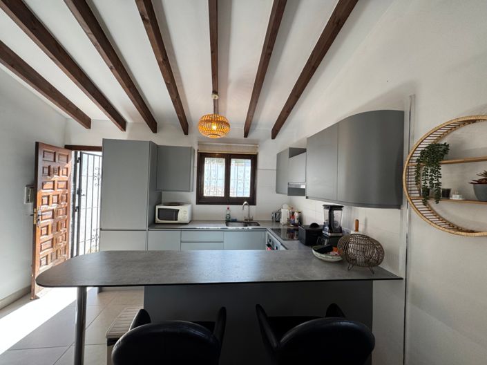 Image No.8-2 Bed Bungalow for sale