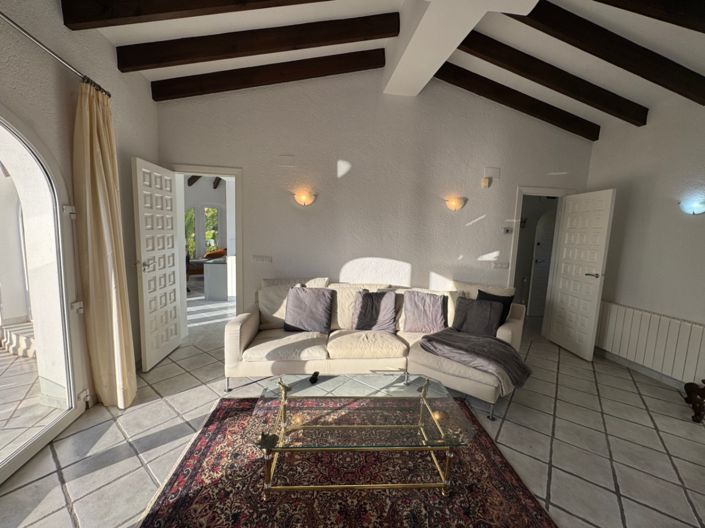 Image No.18-3 Bed Villa for sale