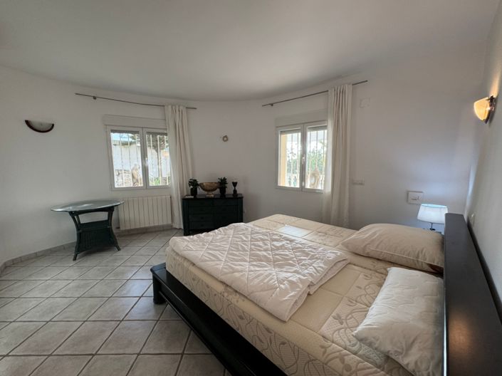 Image No.9-3 Bed Villa for sale