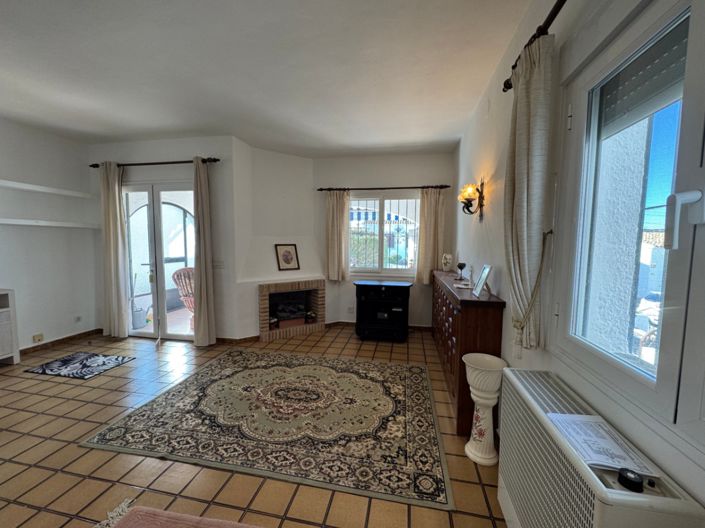 Image No.22-2 Bed Villa for sale