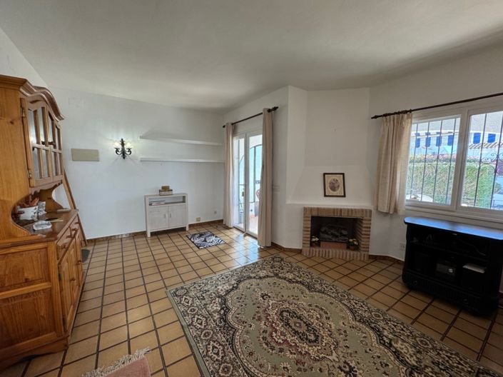 Image No.23-2 Bed Villa for sale