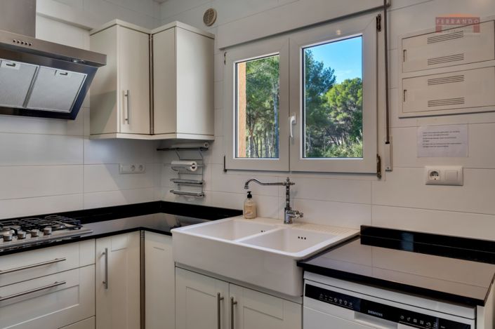 Image No.24-3 Bed Villa for sale