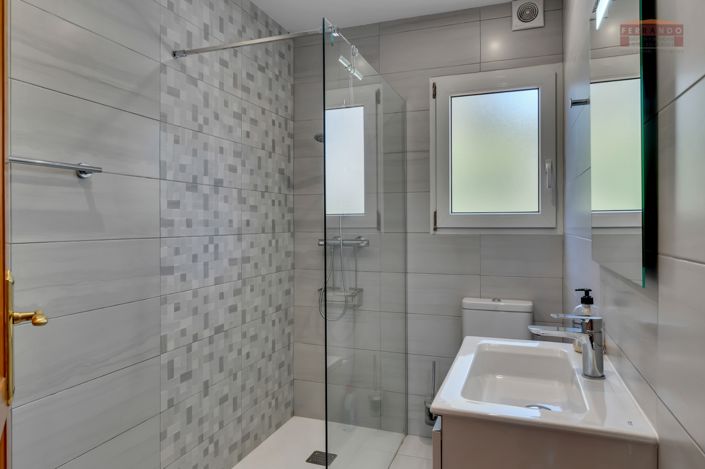 Image No.27-3 Bed Villa for sale