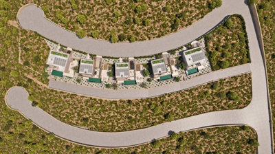 1756907216lliberaereahq00001