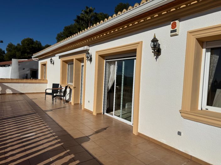 Image No.18-3 Bed Villa for sale